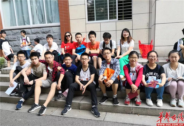 杨老师2.jpg 杨老师2.jpg